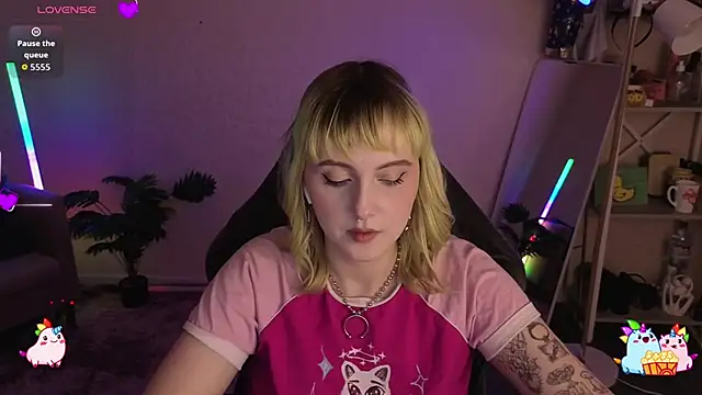 Roziett_Belle: онлайн-секс-чат