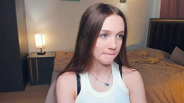 SharriSang: онлайн-секс-чат