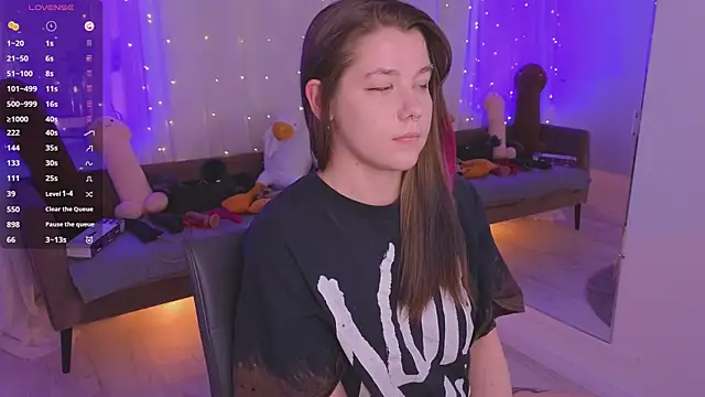 XXX chat uživo modela Mira_Falls