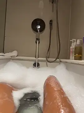 Chatroom XXX en direct de Zeravina