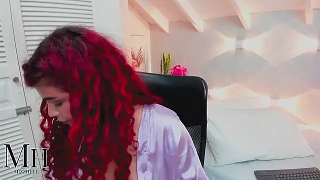 MizzHellのライブXXXチャット