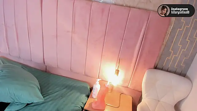 Hillary_Collins1のライブXXXチャット