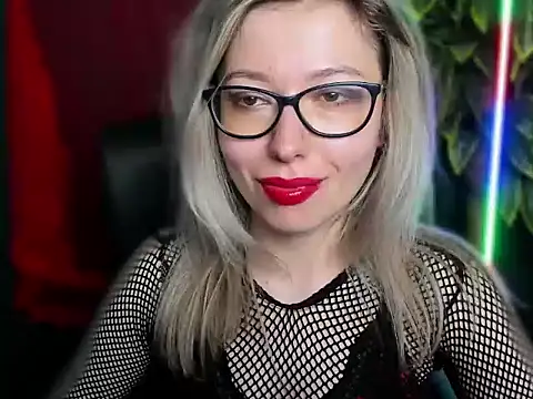 XXX chat uživo modela loveHeidi