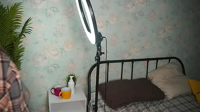 NorineMaw: онлайн-секс-чат