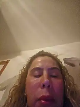 Lulunote's Live XXX Chat