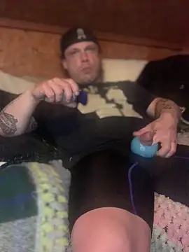 Ldnick69's Live XXX Chat