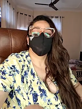 دردشة SEXY-Sardarni الجنسية المباشرة