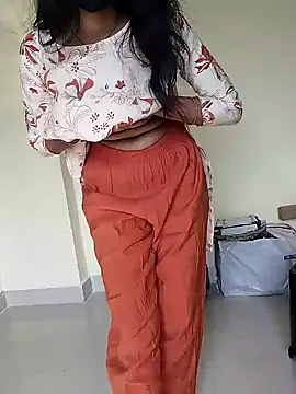 darlingangelina07: διαδικτυακό σόου στην κάμερα