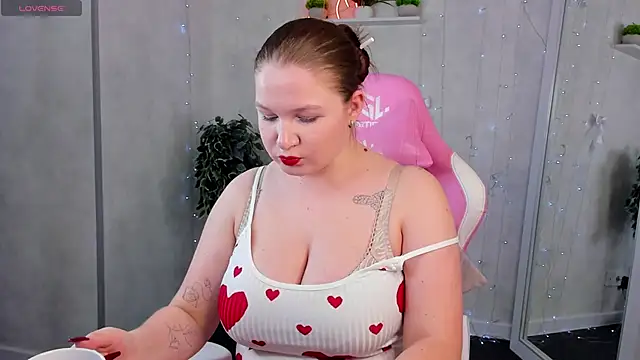 Virginia_Robinson – Live XXX-chat