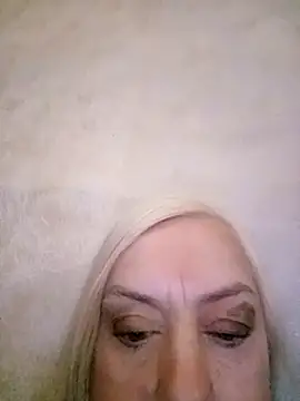 Pertunjukan Kamera Web Julia20X