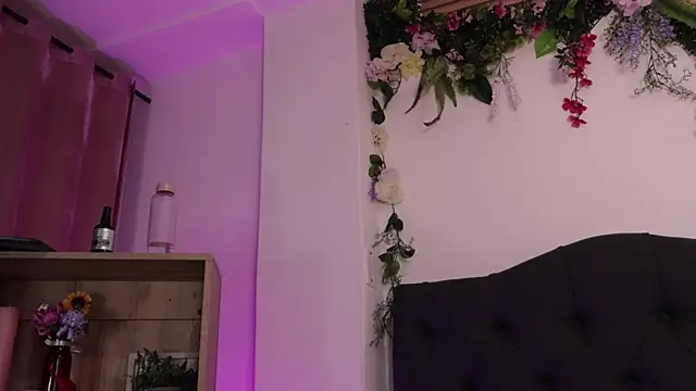 دردشة kaylee_lee الجنسية المباشرة