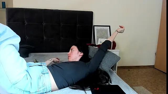 AdrianaCult's Live XXX Chat