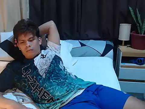 cumwhat_me Show Webcam