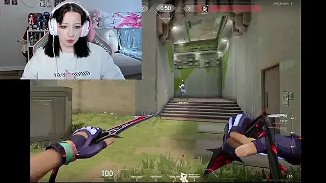 MollysLandのライブXXXチャット