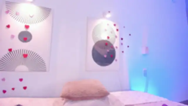 LaylaTemptMe Show in webcam