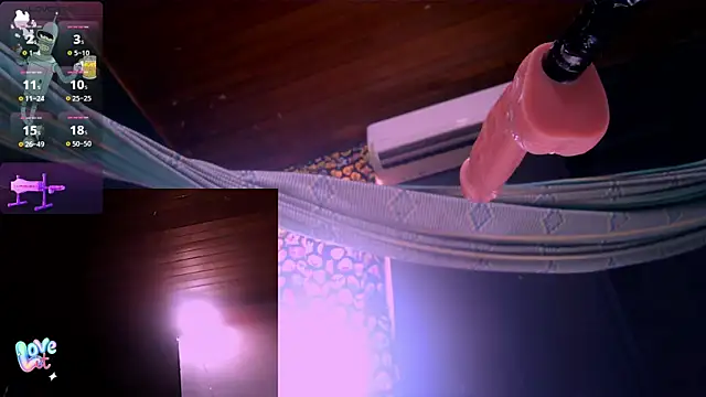 Chat +18 de Nicolle_waterfalls ao vivo