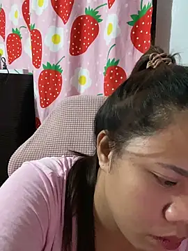 _UrSingleMamiBella_のライブXXXチャット