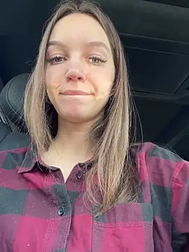 CandySurprise19's Live XXX Chat