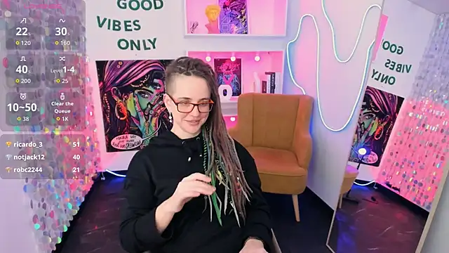 Chat XXX ao vivo de LisaFoxy_y