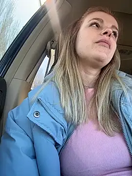 Chat XXX ao vivo de HarrietDart