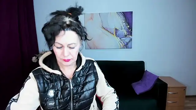 Silvia_Wallec Adlı Modelin Canlı XXX Sohbeti