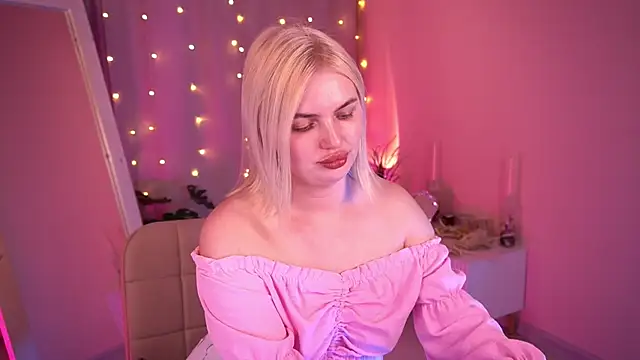 AmeliaWeells Adlı Modelin Canlı XXX Sohbeti