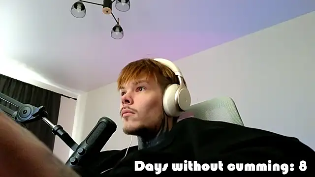 Вебкам-шоу DENIS_HERE