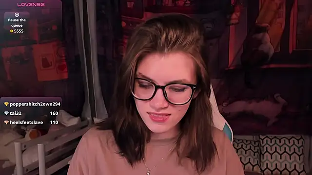 Chatroom XXX en direct de CathyAdams