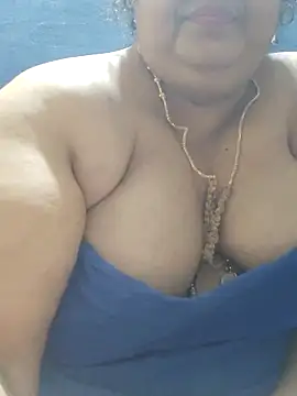 tamilthanushri's Live XXX Chat