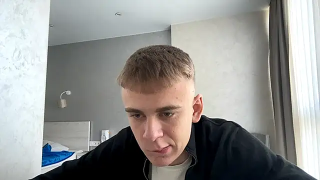 SoloFuryn Live XXX chat