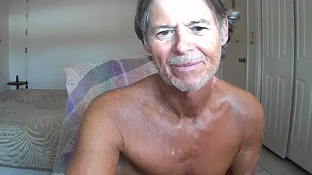 nakeedcowboi65 webcam show