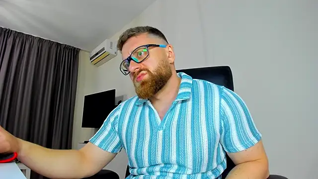 Webkamerová show Findom_guy