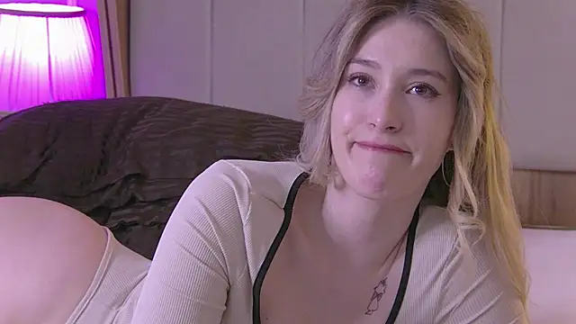 SerenaBennet Live XXX-Chat