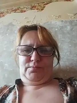 Forest-Lady Chat XXX live