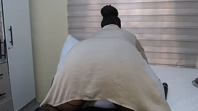 Foxybrownxx1 现场XXX聊天