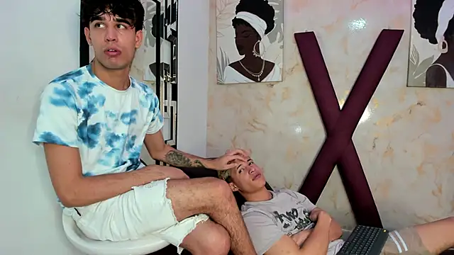 YOUNG_GUYS1 Webcam-Show