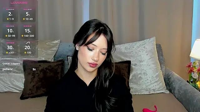 BrianaSteels 现场XXX聊天