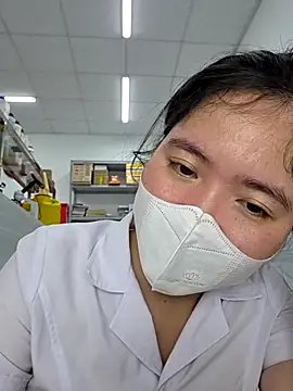 HinaLovely – Live XXX-chat