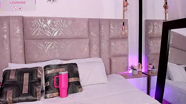 CeliWoods Live XXX-Chat