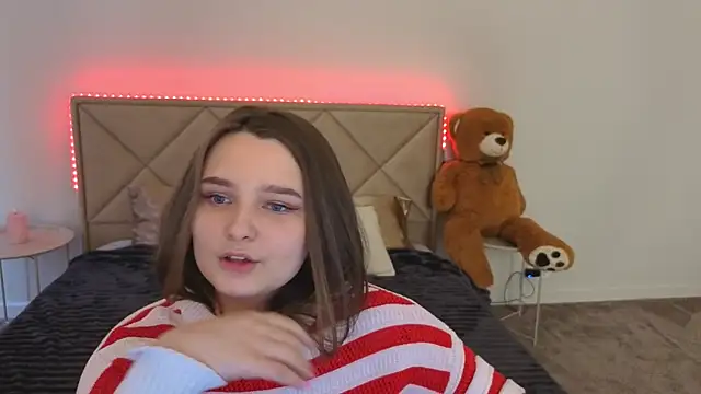 MagicPeachh_ লাইভ XXX চ্যাট