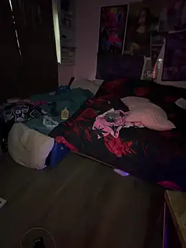 Milfshortcakes' Webcam Show