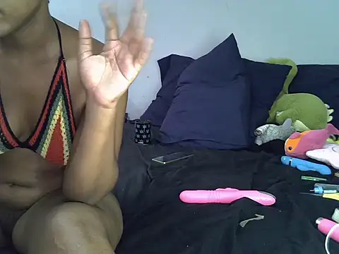 CurvySnowflakes Adlı Modelin Canlı XXX Sohbeti