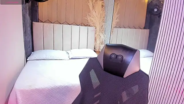 lalabunny_ live XXX chat