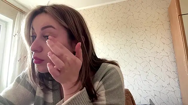 SpringSummers Adlı Modelin Canlı XXX Sohbeti