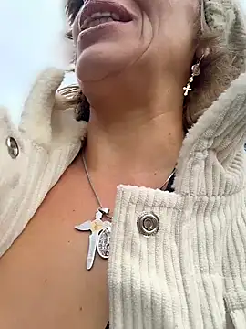 Živý XXX chat MARILYNMADELENAKOVANOVA