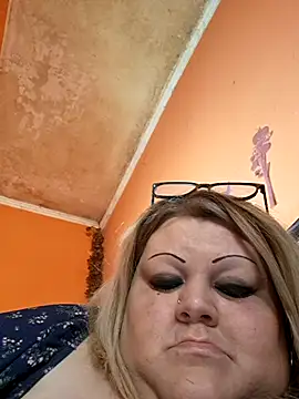 Webkamerová show ducicsajsziii