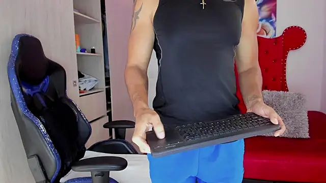 Show Webcam de axelwinters__