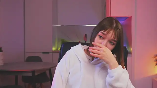 Leyla_crsh Chat XXX in diretta