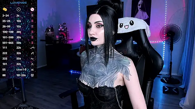 RachelQueen_ Chat XXX in diretta