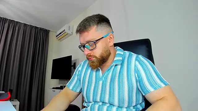 Вебкам-шоу Findom_guy